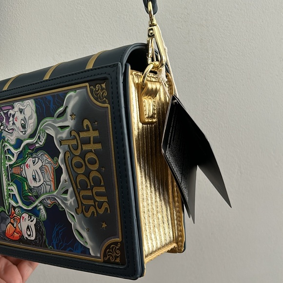 Loungefly Disney Glow In The Dark Hocus Pocus Book Crossbody Bag - Picture 10 of 11